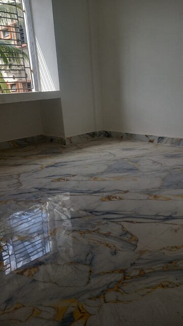 Room in 3 BHK Apartment at Kristi Villa, Chinar Park – for Sale