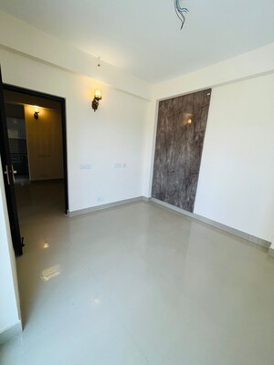 Room in 2 BHK Apartment at VIctoryone Amara, Sector 16 Greater Noida – for Sale