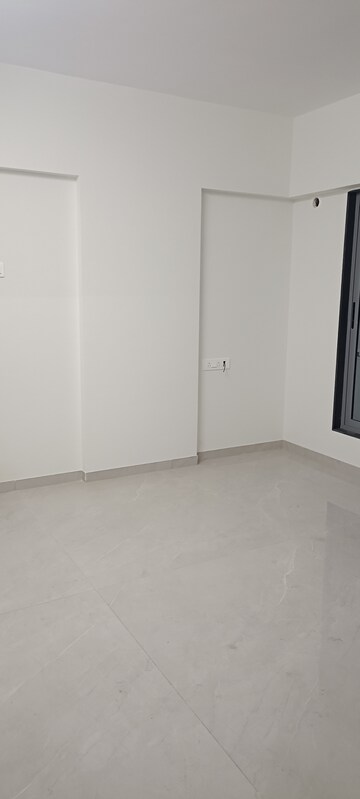 Room in 2 BHK Apartment at Madhupuri Apartment, Vile Parle West – for Sale