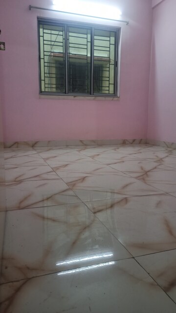 Room in 2 BHK Apartment at Kristi Villa, Chinar Park – for Sale