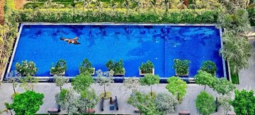 Master Plan in 3 BHK Apartment at Oberoi Realty Esquire, Goregaon East – for Sale