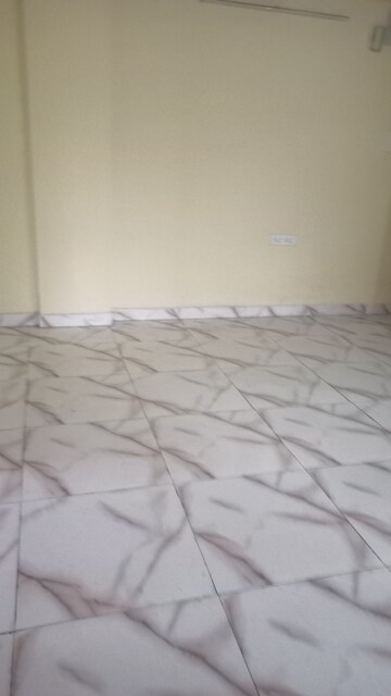 Room in 2 BHK Apartment at Kristi Villa, Chinar Park – for Sale