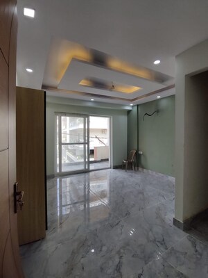 Room in 3 BHK Builder Floor at Gms Road – for Sale