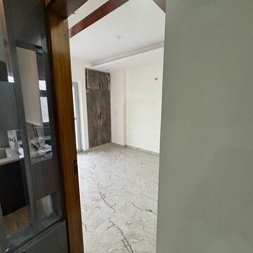 Building Lobby in 3 BHK Builder Floor at Sector 14 – for Sale
