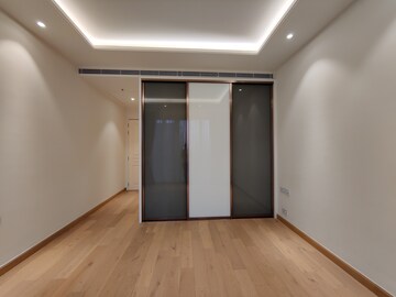 Room in 1 BHK Apartment at Bhartiya Leela Residences, Thanisandra Main Road – for Rent