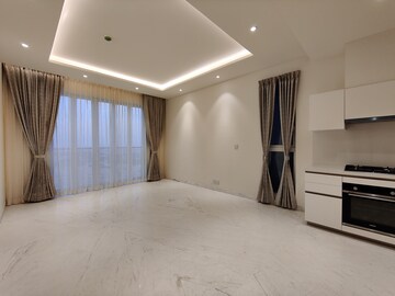 Room in 1 BHK Apartment at Bhartiya Leela Residences, Thanisandra Main Road – for Rent