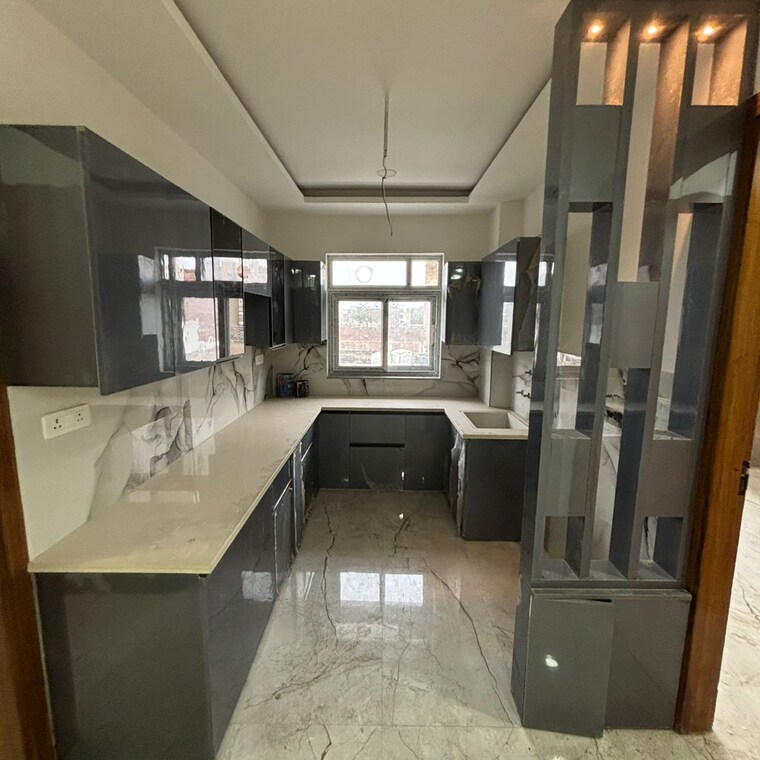 Kitchen, sector 10 3 Bedroom 1500 Sq.Ft. Builder Floor In Sector 10 Faridabad 9198735