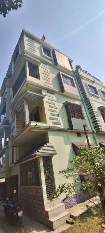  Shop – Exterior View View at Kristi Villa, Chinar Park - for Rent