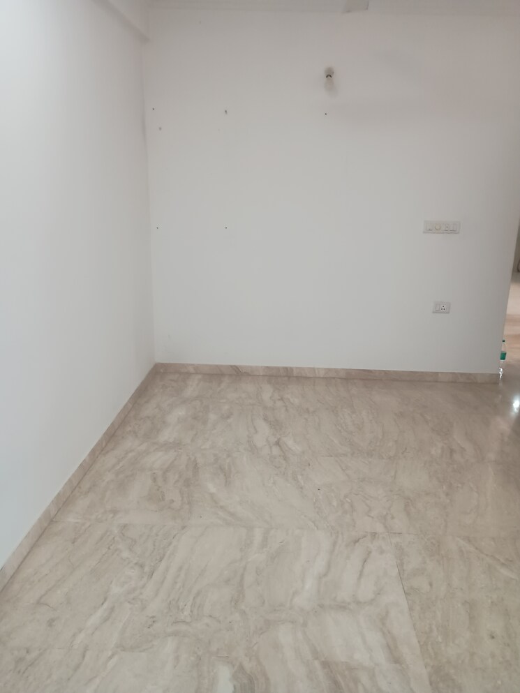 Room, hiranandani-astra 2 Bedroom 999 Sq.Ft. Apartment In Ghodbunder Road Thane 9198747