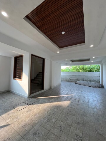 Parking in 4 BHK Independent House at Gms Road – for Sale