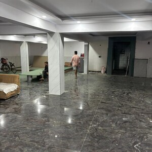 Parking in 3 BHK Builder Floor at Sector 21a – for Sale