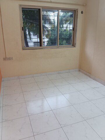 Bedroom in 1 BHK Apartment at Malad West – for Rent