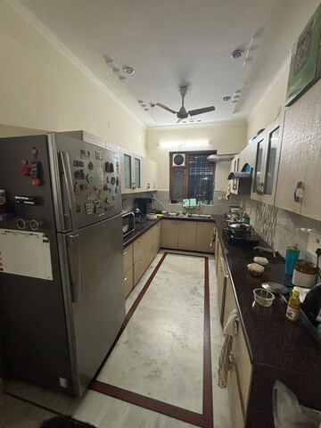 Kitchen in 4 BHK Apartment at San Marino Apartment, Sector 45 – for Rent
