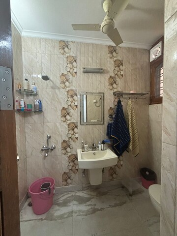 Living Room in 4 BHK Apartment at San Marino Apartment, Sector 45 – for Rent