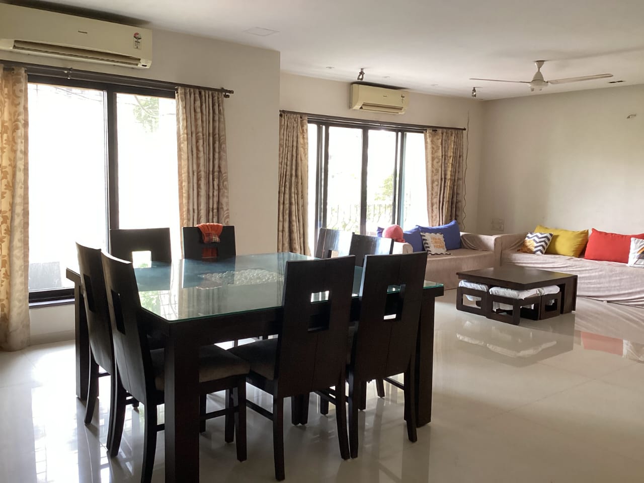 3.5 BHK + Servant Room Apartment For Rent in Lokhandwala Green Acres