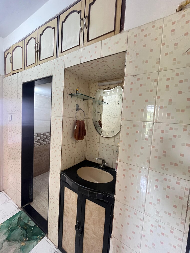 Bathroom, aakar-residency 2 Bedroom 750 Sq.Ft. Apartment In Kavesar Thane 9198604