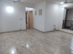 Room in 2 BHK Apartment at Rosa Oasis, Ghodbunder Road – for Sale