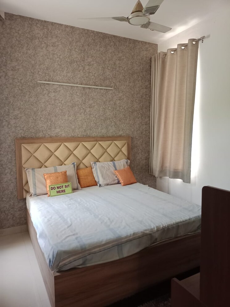 Bedroom, amolik-sankalp 3 Bedroom 1000 Sq.Ft. Apartment In Sector 85 Faridabad 9198854