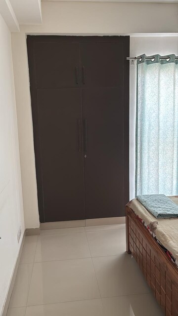 Furnished Amenities in 2.5 BHK Apartment at VVIP Homes, Gaur City 2 – for Rent