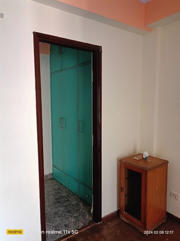  1 RK Apartment at Amrapali Pan Oasis, Sector 70 – for Rent