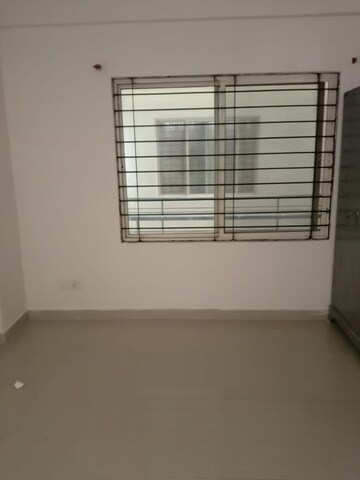 Room in 2 BHK Apartment at Daadys Olive, Electronic City – for Sale