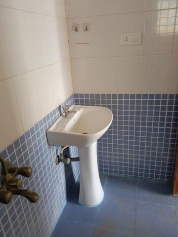 Bathroom in 2 BHK Apartment at Daadys Olive, Electronic City – for Sale