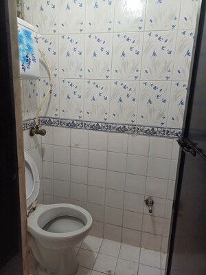 Bathroom in 1 BHK Apartment at Prathamesh Xanadu C wing Chs Ltd, Andheri West – for Rent