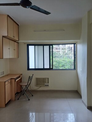 Room in 1 BHK Apartment at Prathamesh Xanadu C wing Chs Ltd, Andheri West – for Rent