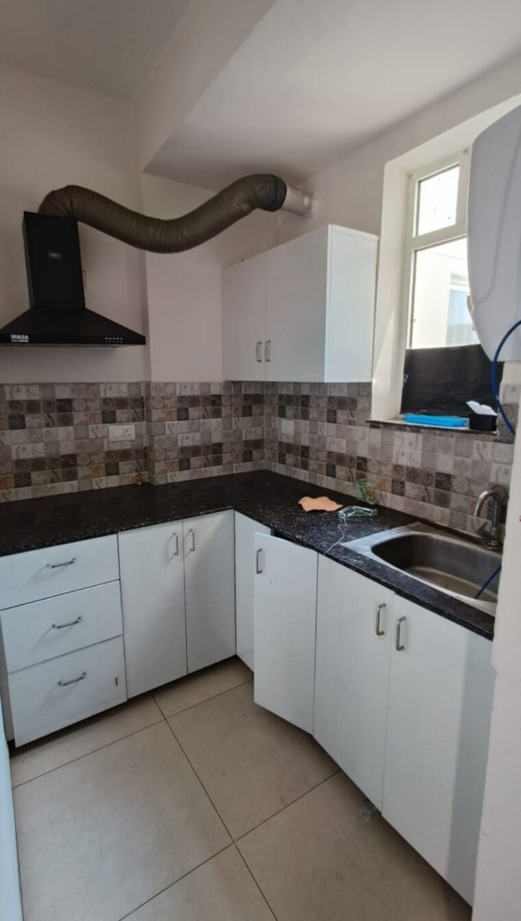 Kitchen, sushma-chandigarh-grande 1 Bedroom 725 Sq.Ft. Apartment In Lohgarh Zirakpur 9199061