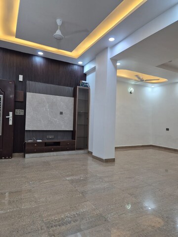 Living Room in 3 BHK Builder Floor at Vaishali Sector 3 – for Sale