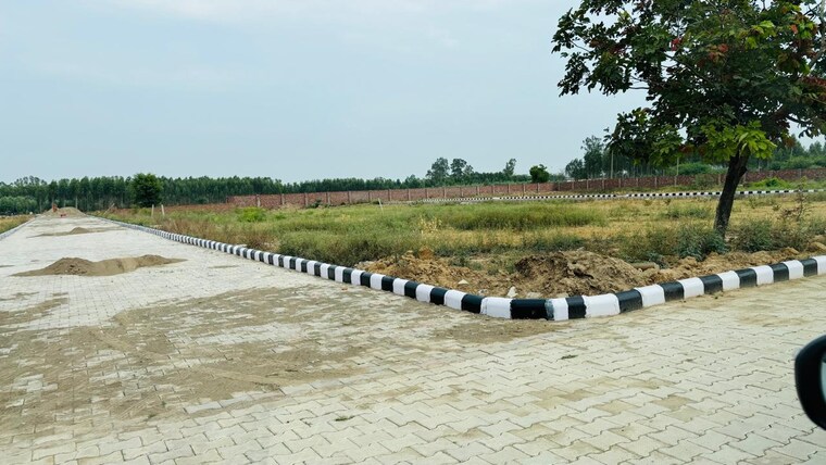 undefined, sector 98  119 Sq.Yd. Plot In Sector 98 Faridabad 9199152