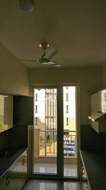Room in 4 BHK Apartment at Emaar Palm Hills, Sector 77 – for Rent