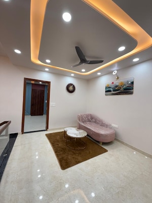 Furnished Amenities in 5 BHK Villa at Gandhi Path – for Sale