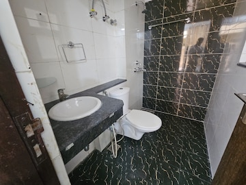 Bathroom in 3 BHK Builder Floor at BPTP Parkland, Sector 75 – for Sale