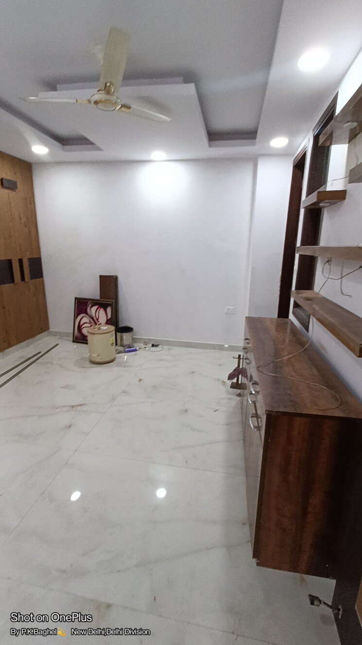 Kitchen, govindpuri 3 Bedroom 950 Sq.Ft. Builder Floor In Govindpuri Delhi 9199154