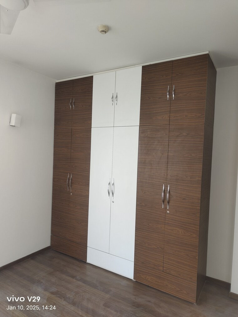 Room, ansal-sushant-estate 3 Bedroom 1400 Sq.Ft. Apartment In Sector 52 Gurgaon 9199155