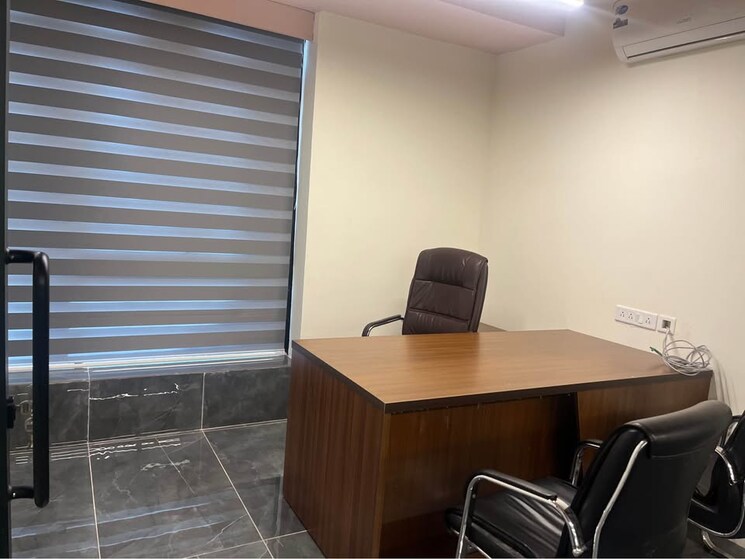 Team Area, senapati bapat road Commercial Office Space 2500 Sq.Ft. In Senapati Bapat Road Pune 9199183