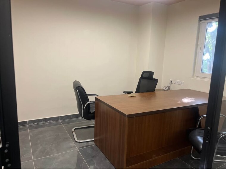 Team Area, senapati bapat road Commercial Office Space 2500 Sq.Ft. In Senapati Bapat Road Pune 9199183