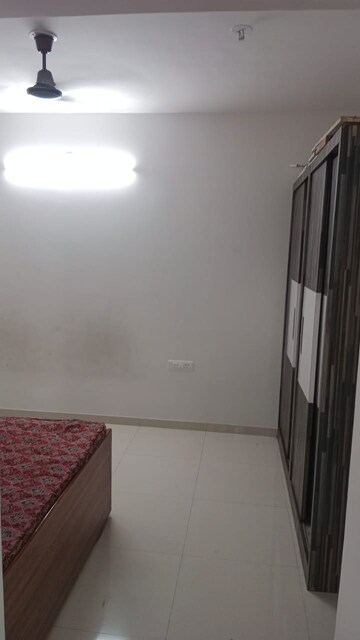 Room in 2.5 BHK Apartment at Lodha Codename Premier, Dombivli East – for Rent
