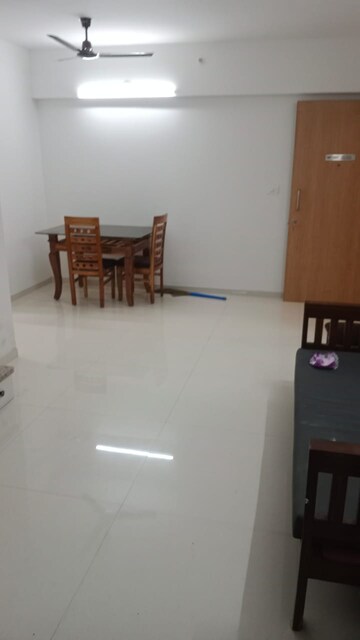 Room in 2.5 BHK Apartment at Lodha Codename Premier, Dombivli East – for Rent