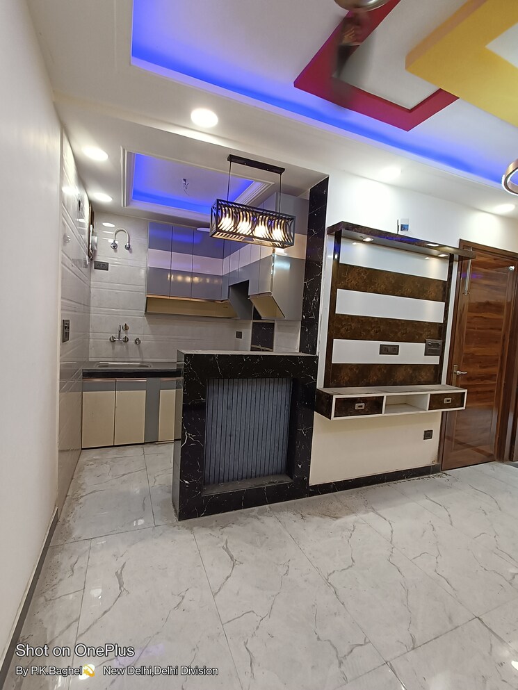 Kitchen, govindpuri 3 Bedroom 950 Sq.Ft. Builder Floor In Govindpuri Delhi 9199230