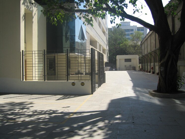 Exterior View, raheja-plaza-andheri Commercial Office Space 1100 Sq.Ft. In Andheri West Mumbai 9199264