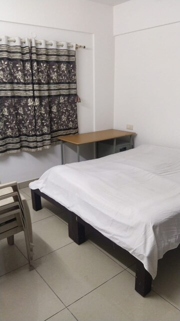 Bedroom in 2.5 BHK Apartment at Innovative Aspen Woods, Bannerghatta Road – for Rent