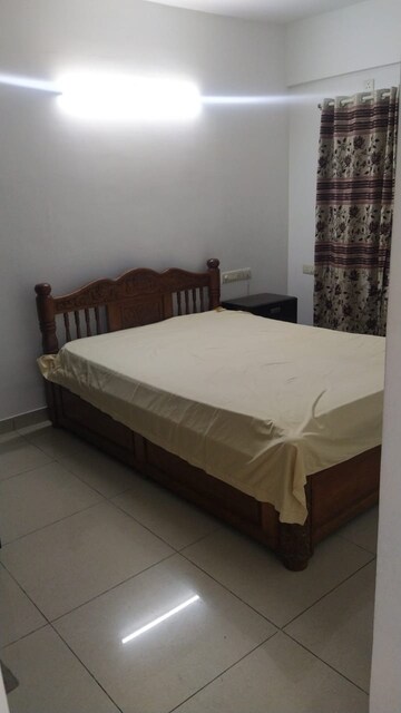 Bedroom in 2.5 BHK Apartment at Innovative Aspen Woods, Bannerghatta Road – for Rent