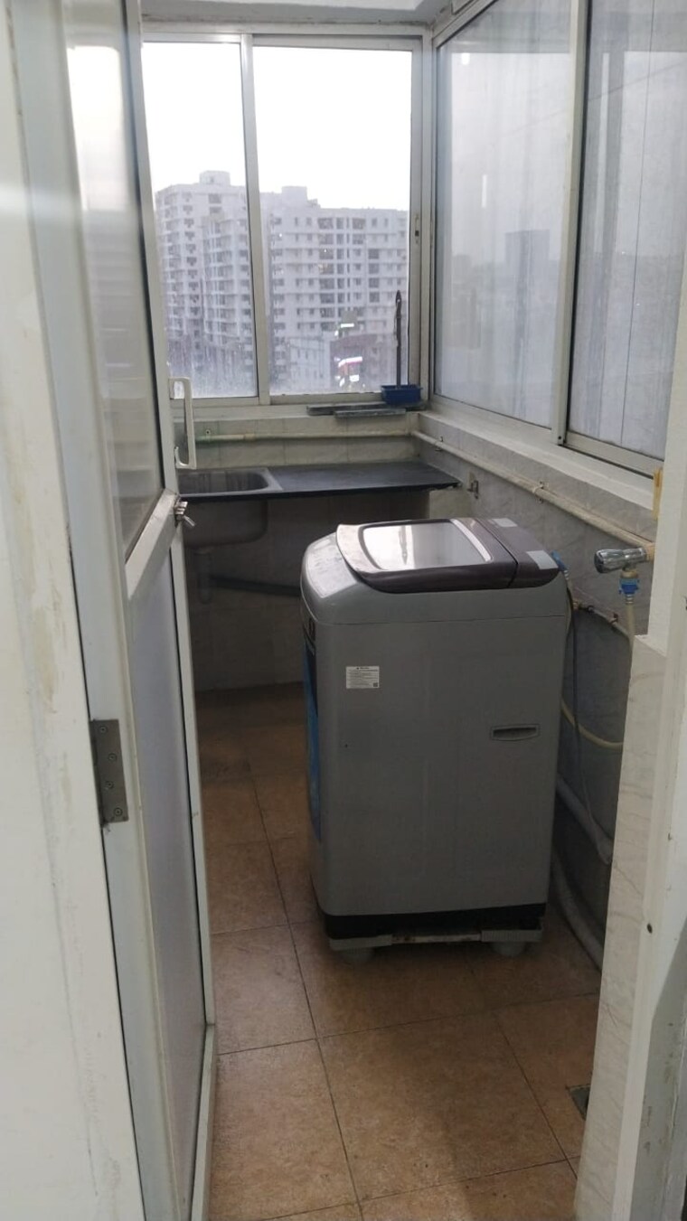 Kitchen, innovative-aspen-woods 2.5 Bedroom 1430 Sq.Ft. Apartment In Bannerghatta Road Bangalore 9199247