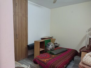 Bedroom in 3 BHK Apartment at Alaknanda – for Rent