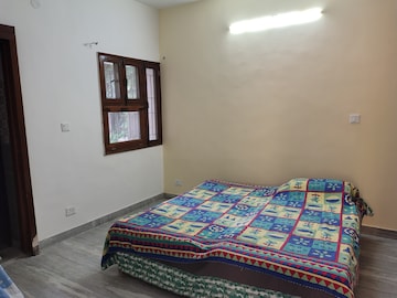 Bedroom in 3 BHK Apartment at Alaknanda – for Rent