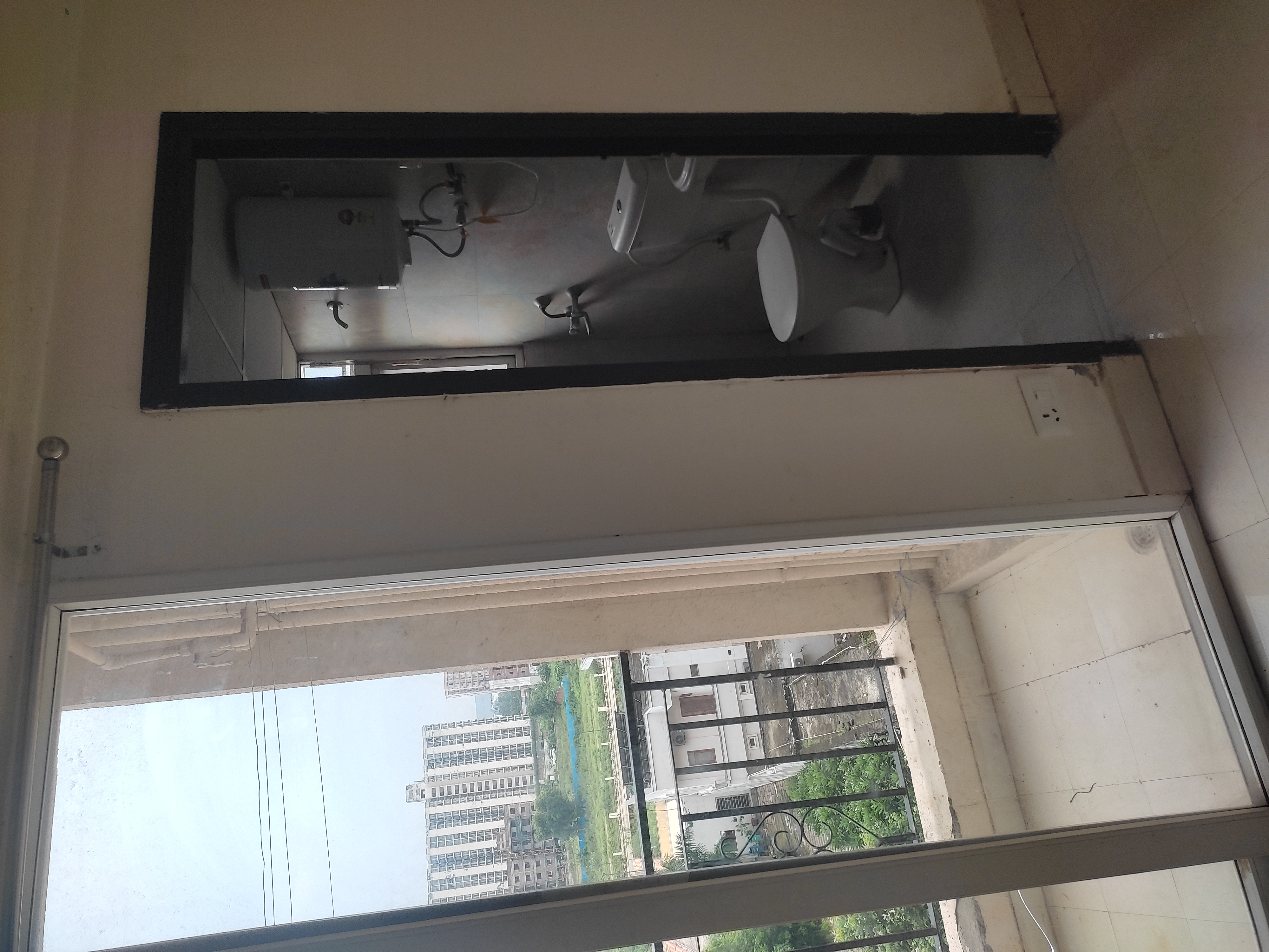 2.5 BHK + Study Room Apartment For Rent in Signature The Serenas