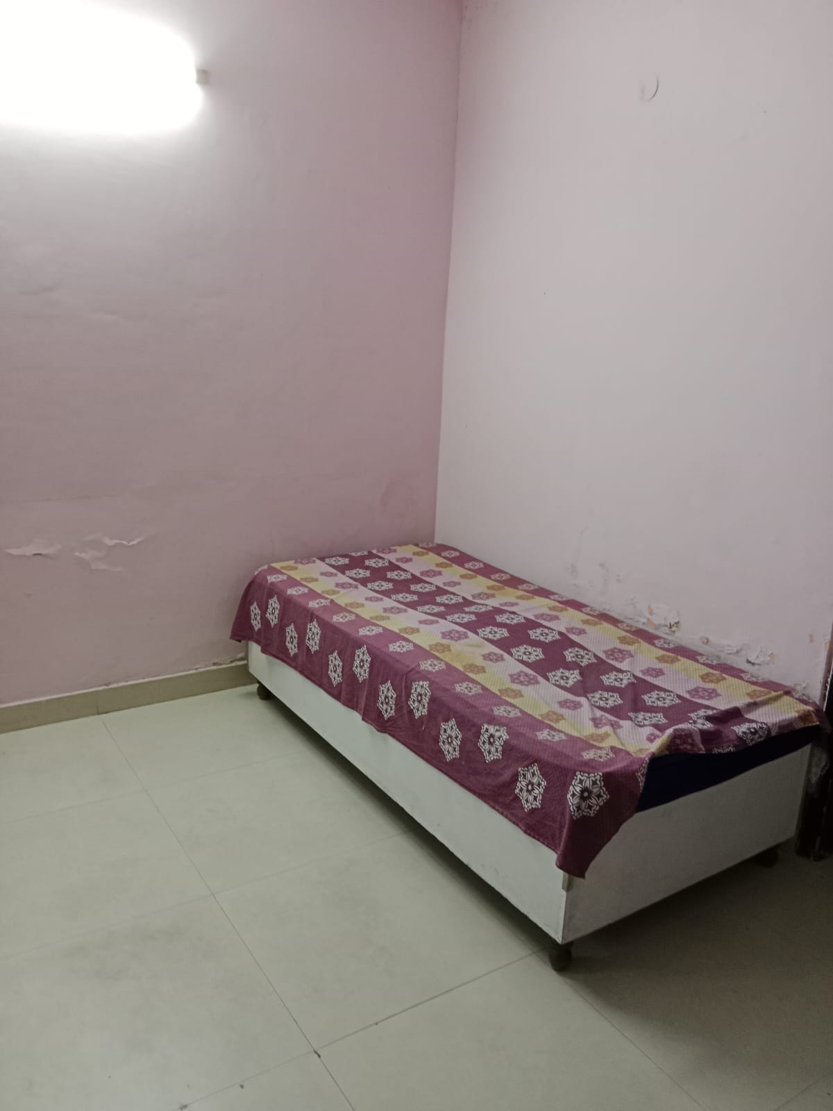 1 BHK Builder Floor For Rent in Juhu