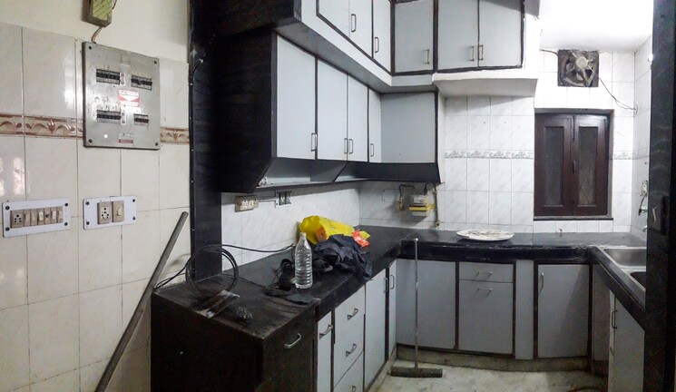 Kitchen, chanderpriya-apartments 3 Bedroom 1400 Sq.Ft. Apartment In Rohini Sector 8 Delhi 9199343